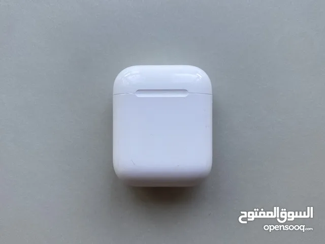 airpods gen1 (used for one month and super clean)