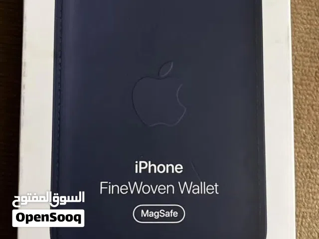محفظة ايفون وفيها magsafe FineWoven wallet with magsafe