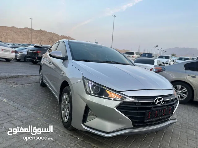 Hyundai Elantra 2019