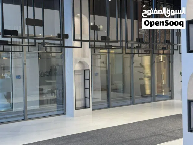 28 علاقة للبيع