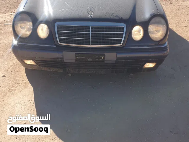 مرسيدس عيون فل