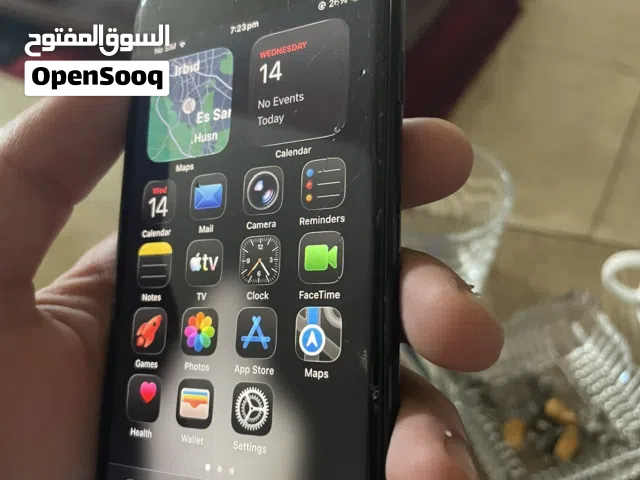 Apple iPhone SE 2 64 GB in Irbid