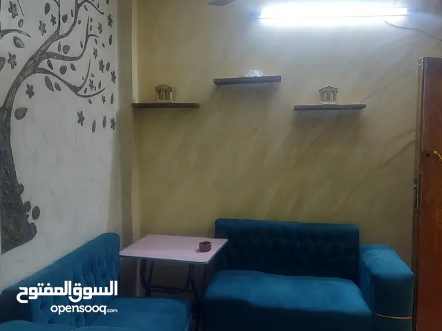 فرصه للمغتربين وغير المغتربين شقه مفروشه بشارع 105 للايجار