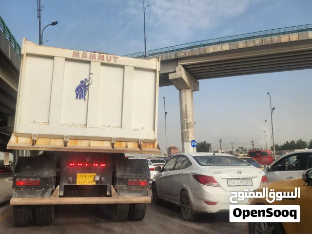 مطلوب بيت للبيع او قطعه صغيره مناصفه في حي الكفاءات او حي المعلمين العنده يراسلني خاص