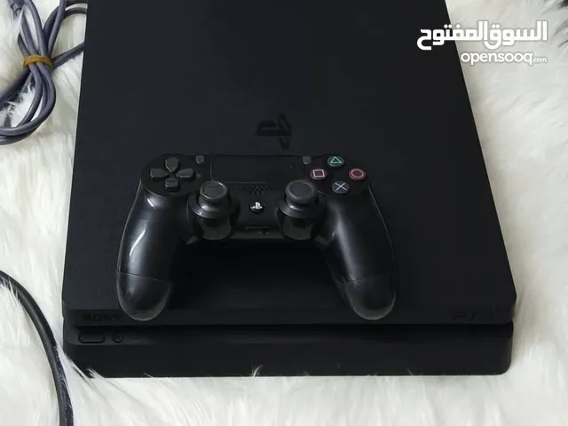 بلي 4 سلم نضيف ومكفول من كلشي يجي وياه جوستك وقرص فيفا 21 وحساب سعر 200 الف قفل ماكو هيج سعر ابدا