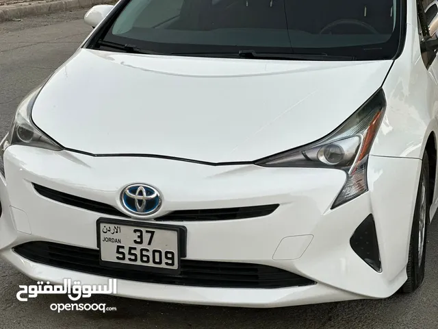 تويوتا بريوس 2016 ( فحص كامل + توب نظافة ) للبيع  Toyota Prius