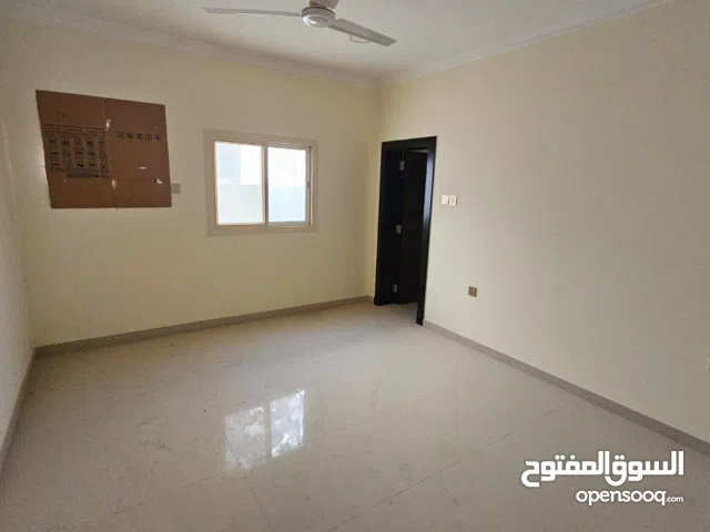 للايجار شقه في عراد الجديده اول ساكن