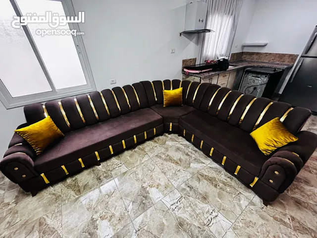 كورنر للبيع بحاله جيده ...