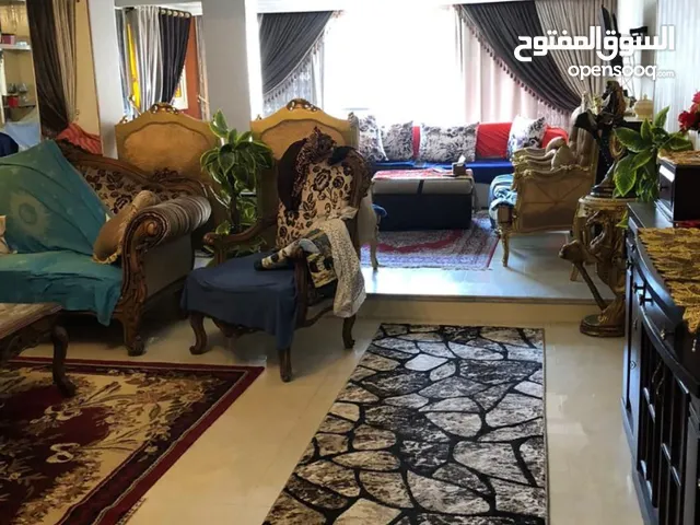 شقه للبيع بمصر الجديدة ميدان الحجاز شارع الشيخ علي عبد الرازق 