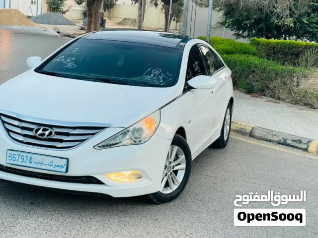 2012 هيونداي سوناتا Limited