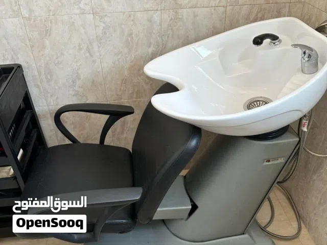 حمام غسيل الشعر نظيف اصلي ايطالي