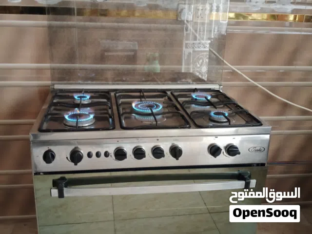 طباخ كويتي مصري ايطالي  نضيف كلش شرط الشغل