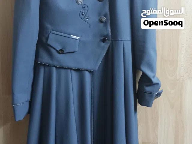 فستان وثوب وجلباب للبيع