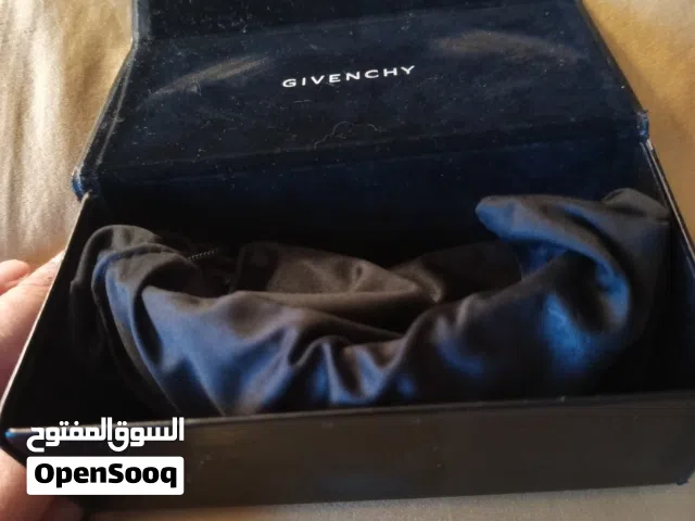 نظارة GIVENCHY لون بني عسلي