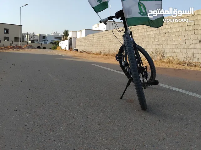 دراجة للبيع بي700