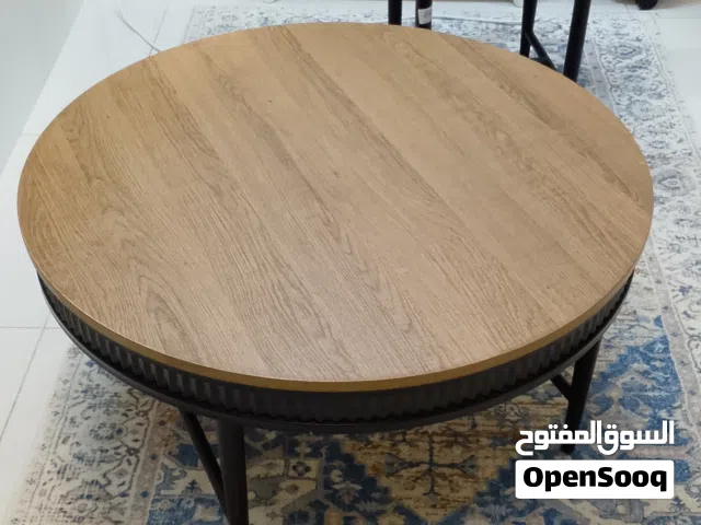 طاولتين شبه جديده
