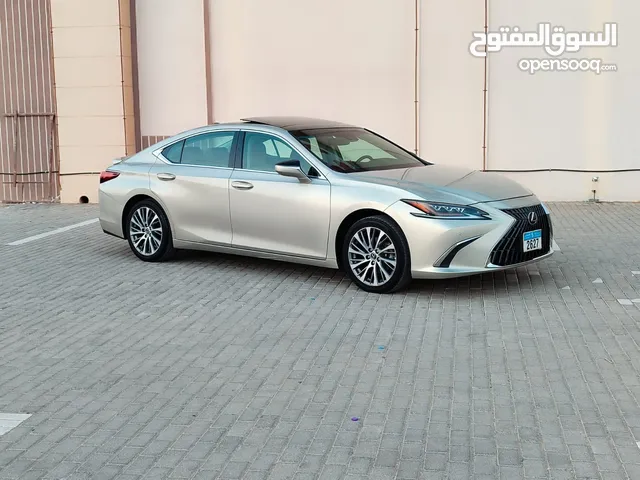 لكزس ES 350 بانوراما 2021 ذهبي