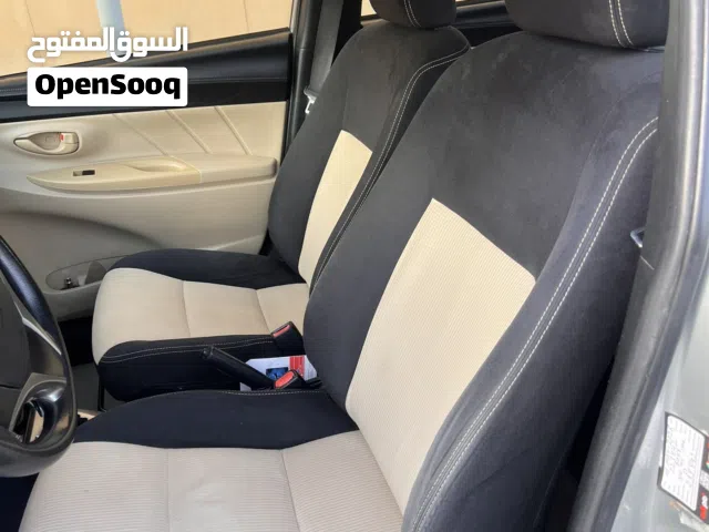 2015 Toyota Yaris Basic