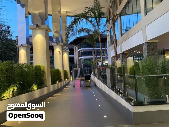 محل للايجار بالطويسة بناء حديث