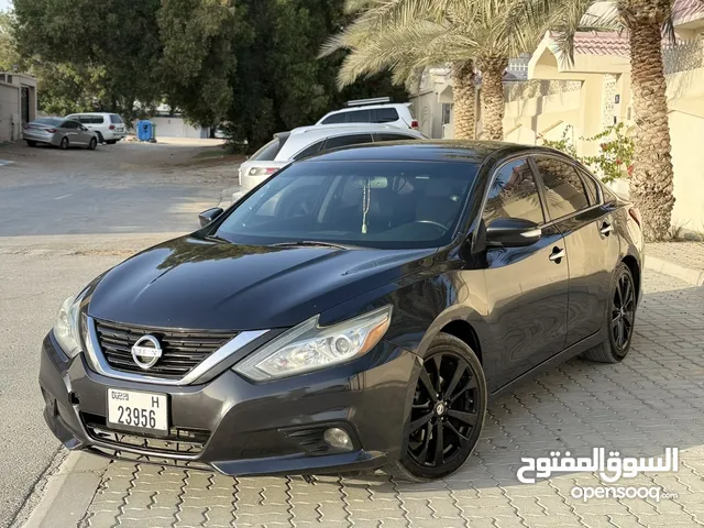 Nissan altima