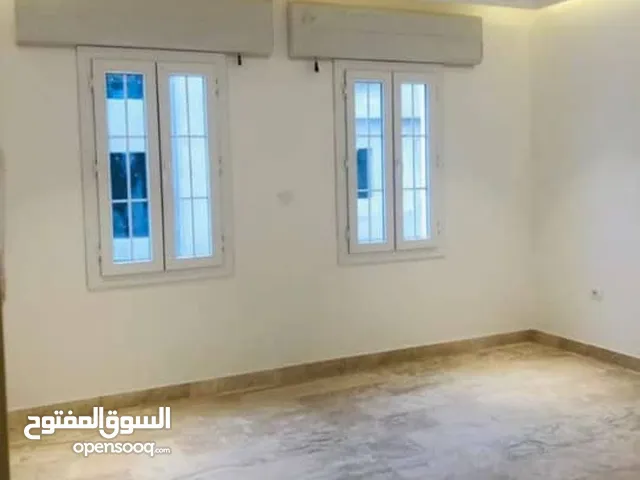 250 m2 4 Bedrooms Apartments for Rent in Tripoli Alfornaj