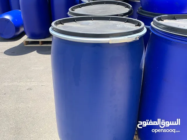 براميل جديدة ونظيفة