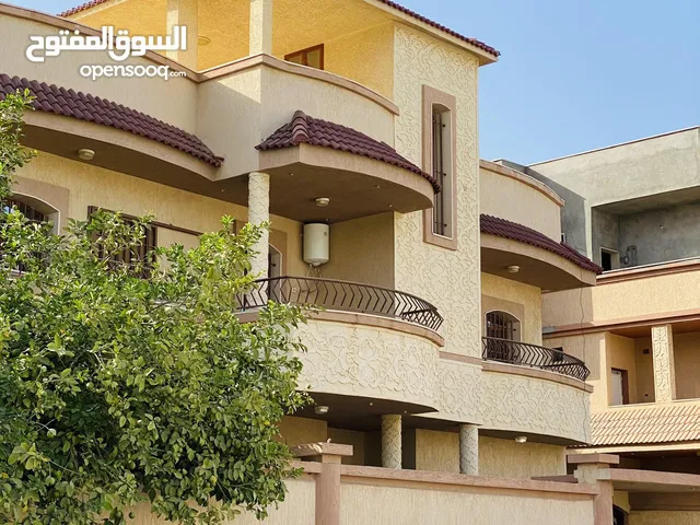 500 m2 More than 6 bedrooms Villa for Rent in Tripoli Hay Demsheq