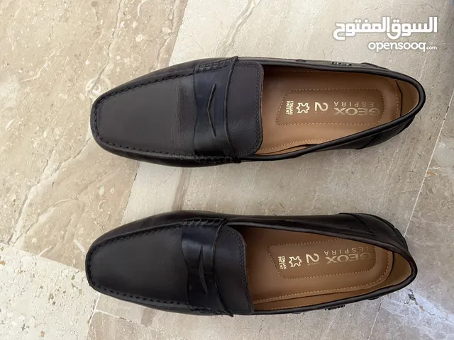 حذاء Geox رجالي جديد مقاس 46