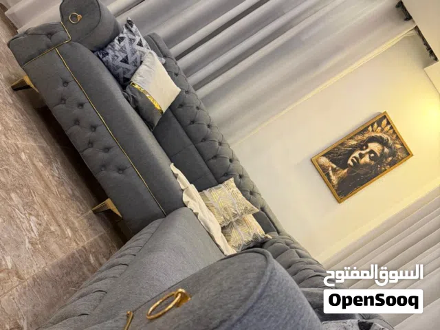 .طقم كورنر 9 مقاعد مستعمل استعمال بسيط  قماش خيش ناعم تركي خشب سويد موجود ب بيت ابوعلندا تواصل واتس