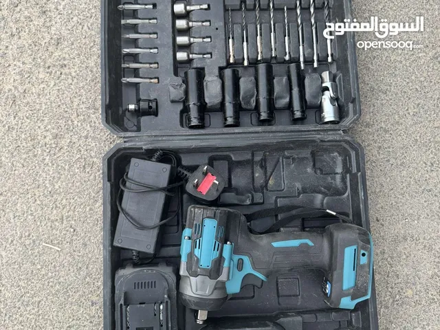 عدة لفك وتركيب جميع المستلزمات