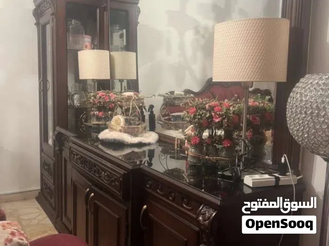 غرفة سفره كامله مكونه من طاولة سفره خشب زان مع 8 كراسي ودرسوار