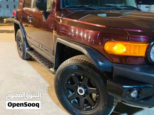 Used Toyota FJ in Benghazi