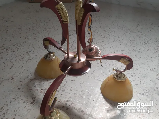 ثريا مستعملة نظيفة