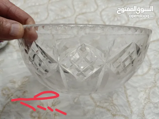 عدد مميزه من قطع الكريستال الممتاز