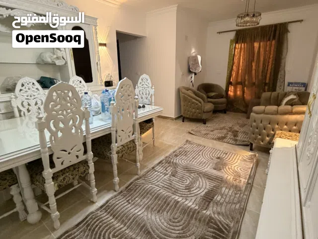 شقة مفروشه للإيجار بأبراج فالي تاورز