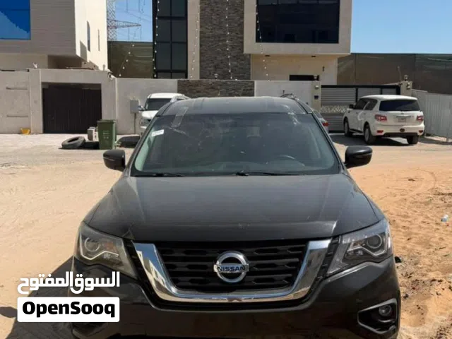 2020 Nissan Pathfinder Standard