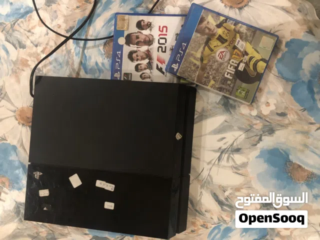 Ps4 fat 500gb 1399dh sans manette avec 2 cd non flashé(قرا description)الثمن قابل للنقاش