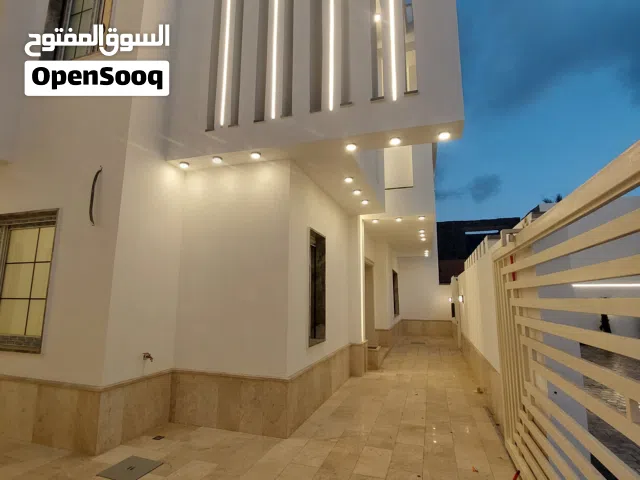 380 m2 More than 6 bedrooms Villa for Sale in Tripoli Ain Zara