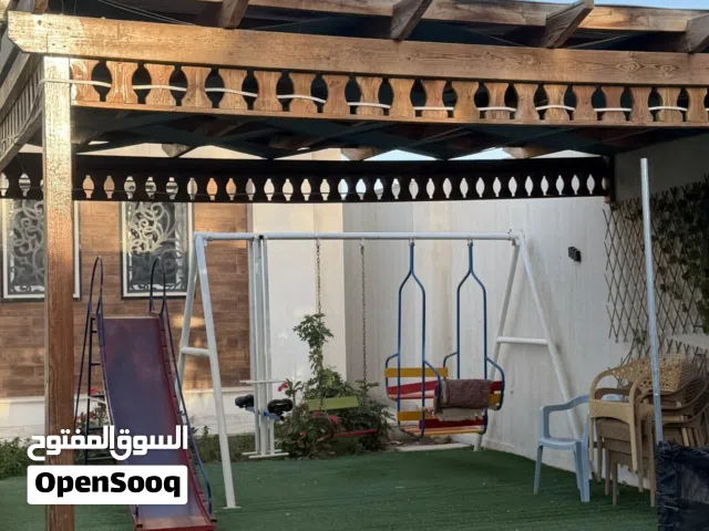استراحه للايجار كامله ربي يباركك