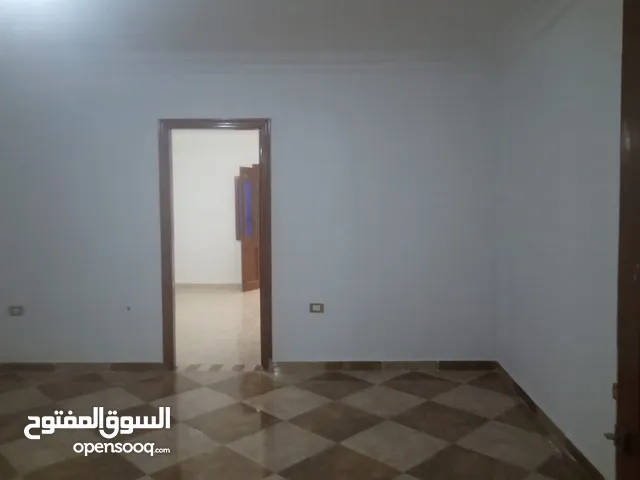 130 m2 3 Bedrooms Apartments for Rent in Cairo Gesr Al Suez