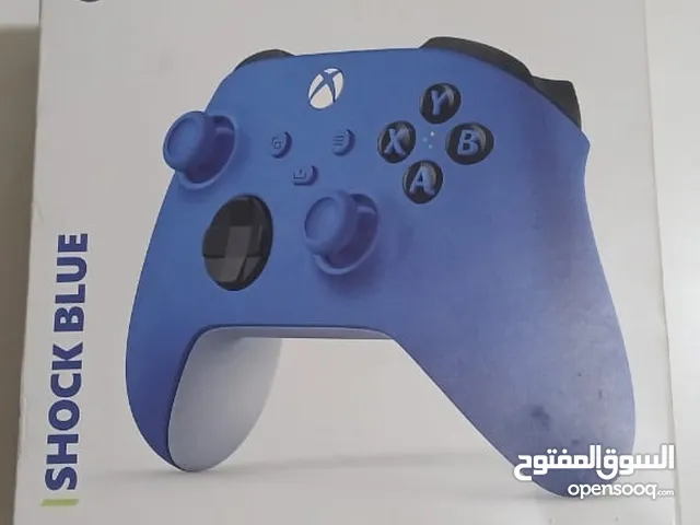 Xbox wireless Controller for sale one month use only with box paper