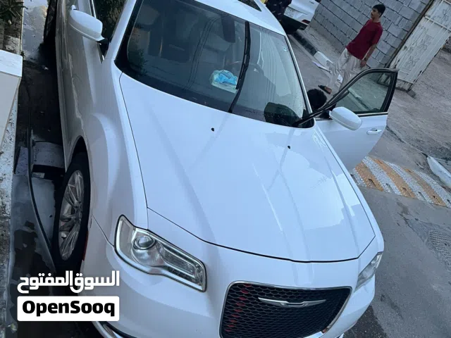 2016 كرايسلر 300 300S V6