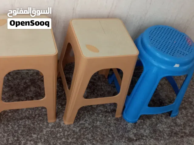3 كراسي في حالة ممتازة
