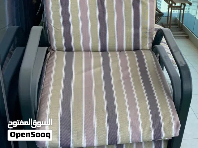 طقم كراسي و طاولة للحديقة