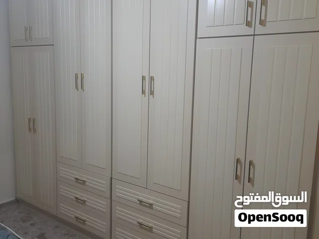 خزائن ملابس تفصيل حسب الطلب مقاسات كبيره خشب لاتيه 18م كفاله 5سنوات