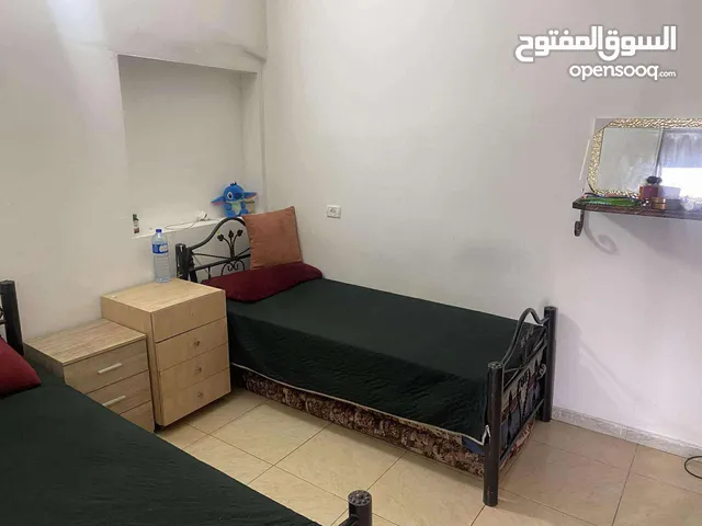 استديو لطلاب جامعه