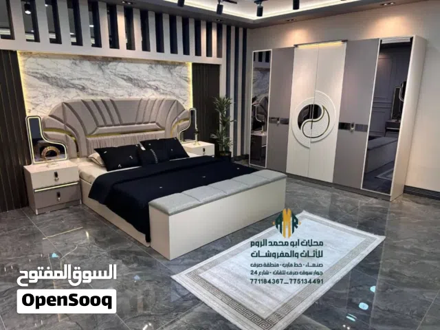 غرف نوم كلاسيكي خشب ماليزي درجه اولى شغل محلي قابل للفك والتركيب اكثر من 40 مره  عليه ضمانه 15 سنوات