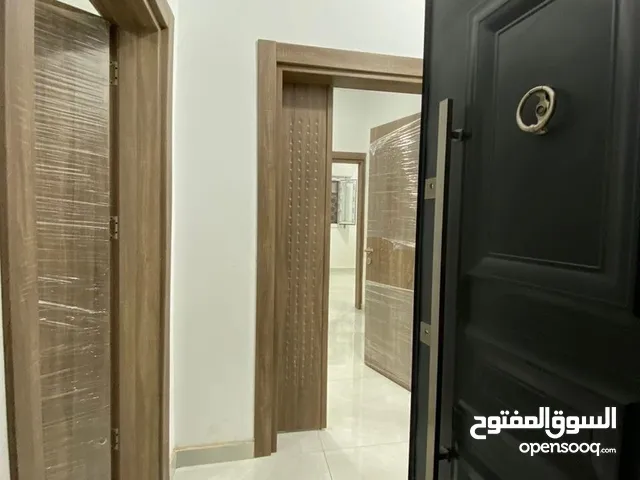 100 m2 2 Bedrooms Apartments for Rent in Benghazi Al-Sayeda A'esha