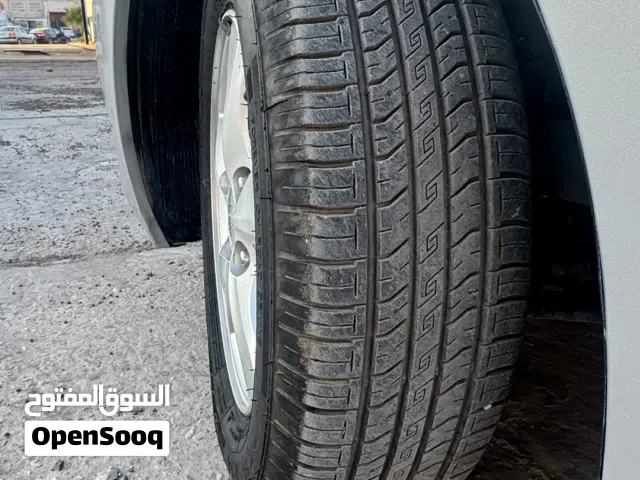 2012 هيونداي اكسنت Limited