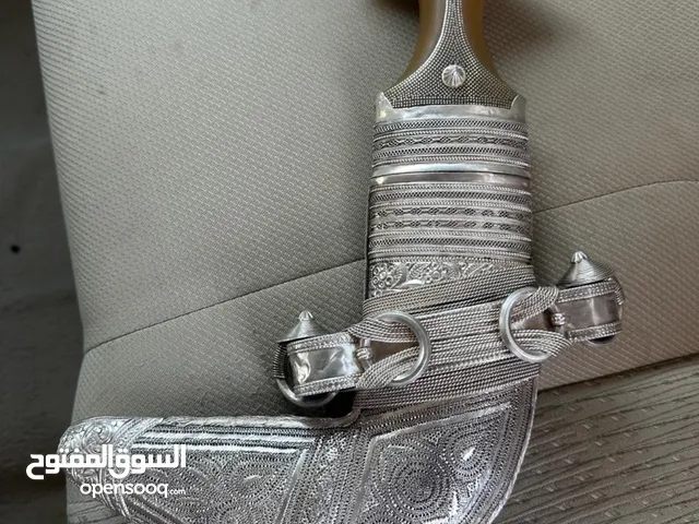 خنجر عمانيه تكاسير صوغ جميل  قرنٍ شبيه الزراف